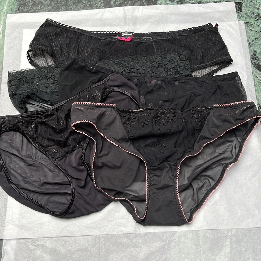 4 pairs panties…LILY of FRANCE, XHILARATION, and others
